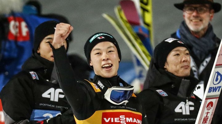 V tohtosezónnej derniére v Planici triumf držiteľa veľkého glóbusu